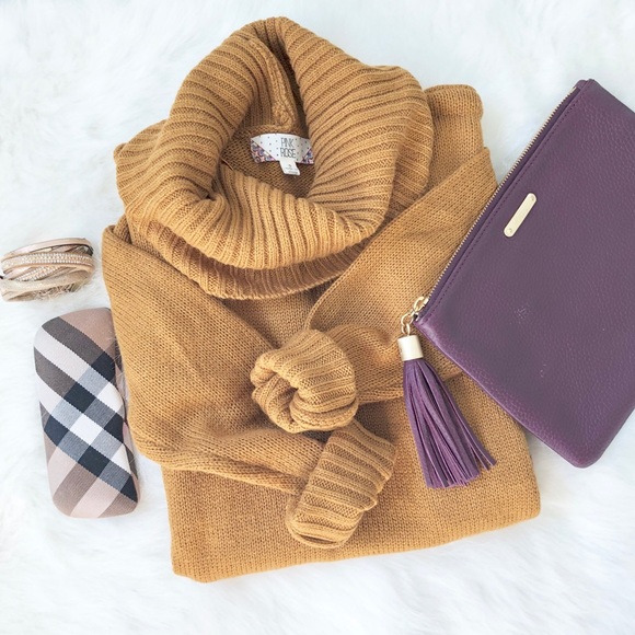 Pink Rose Sweaters - 🍂🧡 Burnt Orange Turtleneck Sweater High Low S